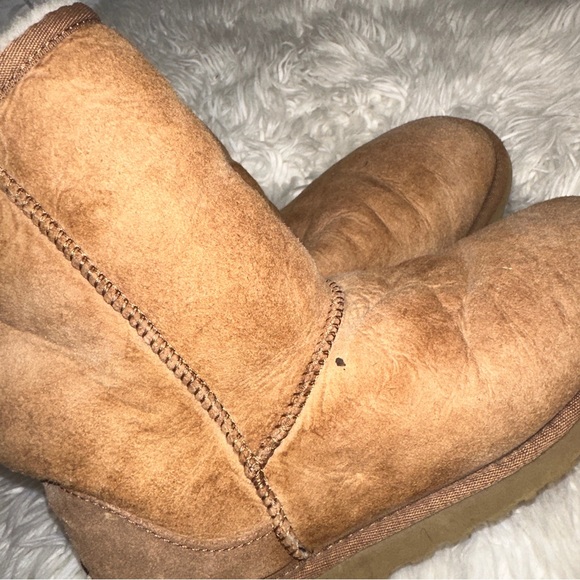 UGG | Classic Short Chestnut Suede Sheepskin Fur Lined Boots 5285 - Picture 8 of 14